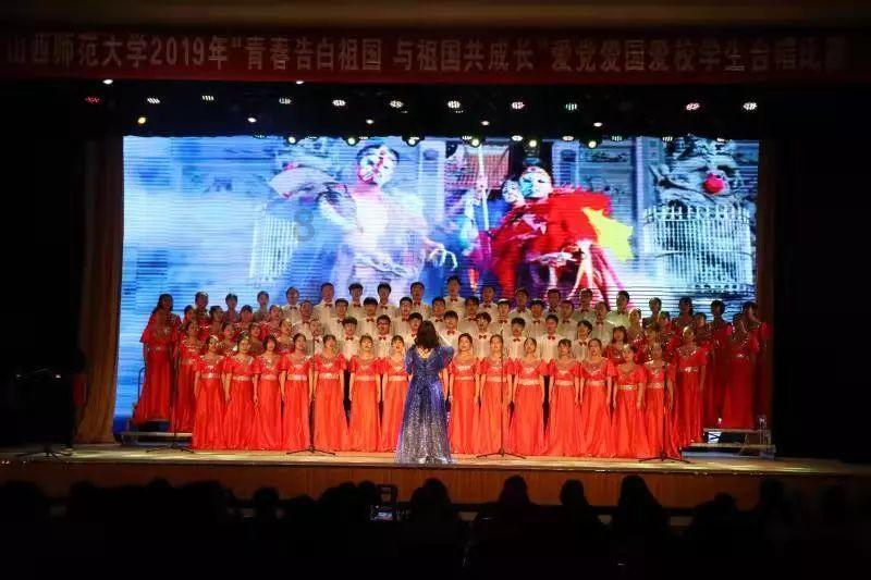 江珊老公陪继女逛街,关系好得似亲生,25岁憶心素颜被指像40岁